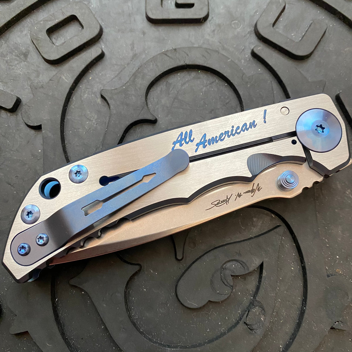 Spartan Blades Harsey Folder - Pin Up Girl Theme, Stonewash Magnacut Blade, Blue ANO Hardware Knife