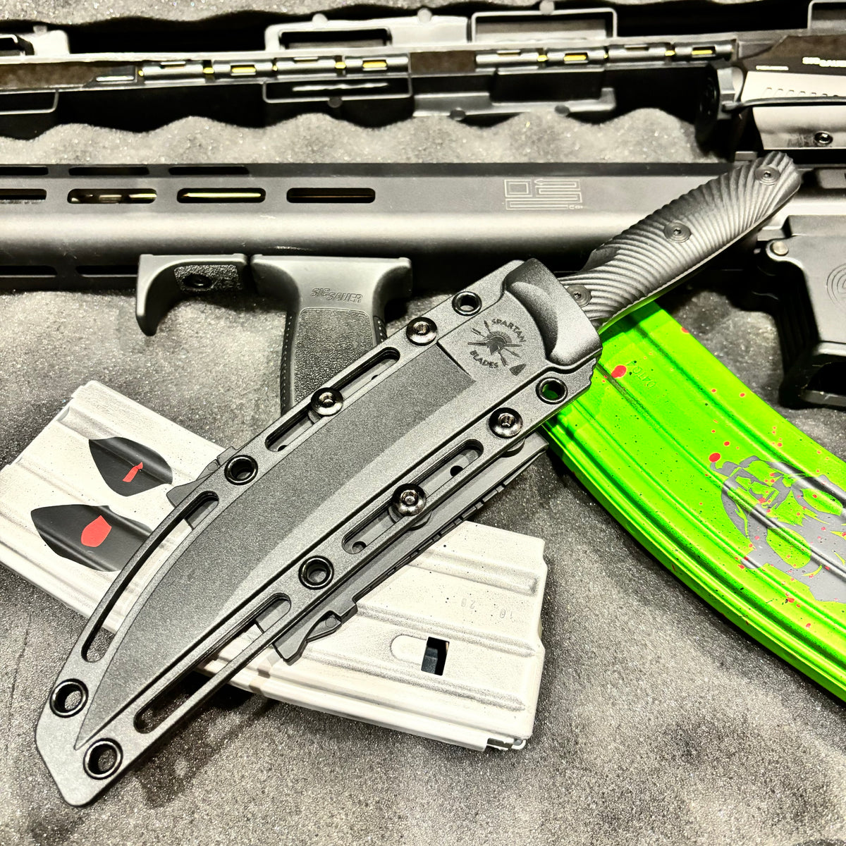 Spartan Blades Ronin Torii Fixed Blade Black/Black G10 Handle Black Blade SBBL4BKBK
