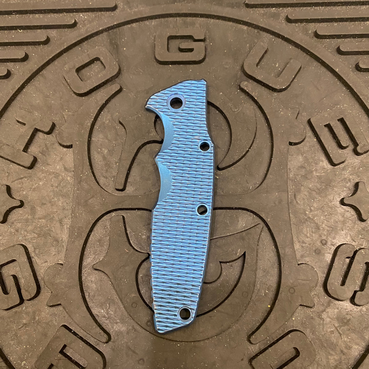 Rick Hinderer Eklipse Scale 3.5" Titanium Textured Stonewash Blue