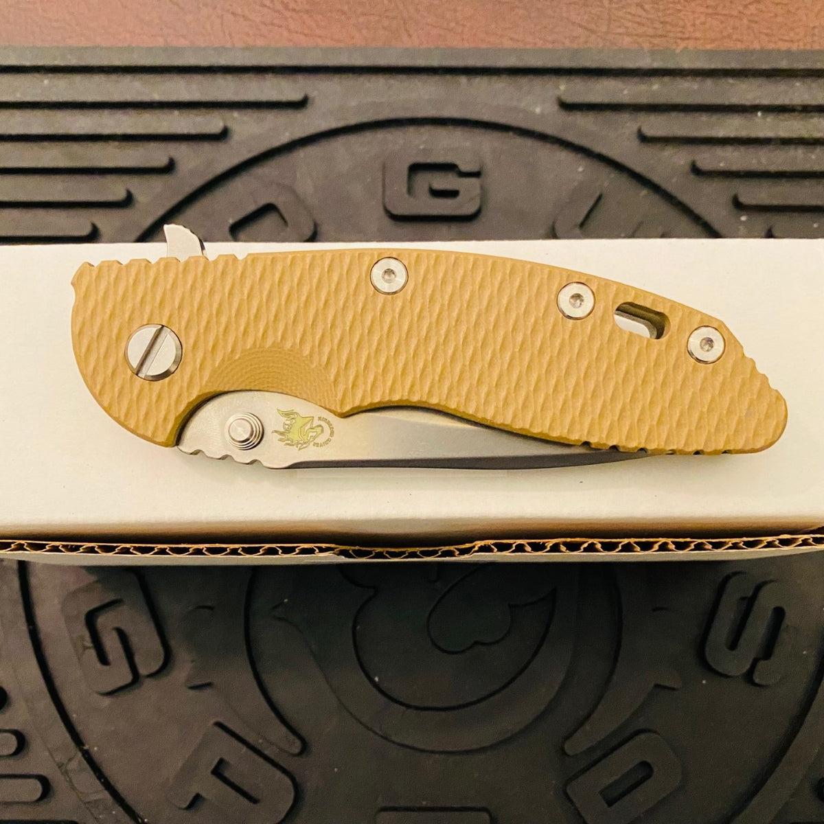 Rick Hinderer XM-18 3.5″ Recurve Tri-Way Stonewash Bronze Coyote G10 Folding Knife