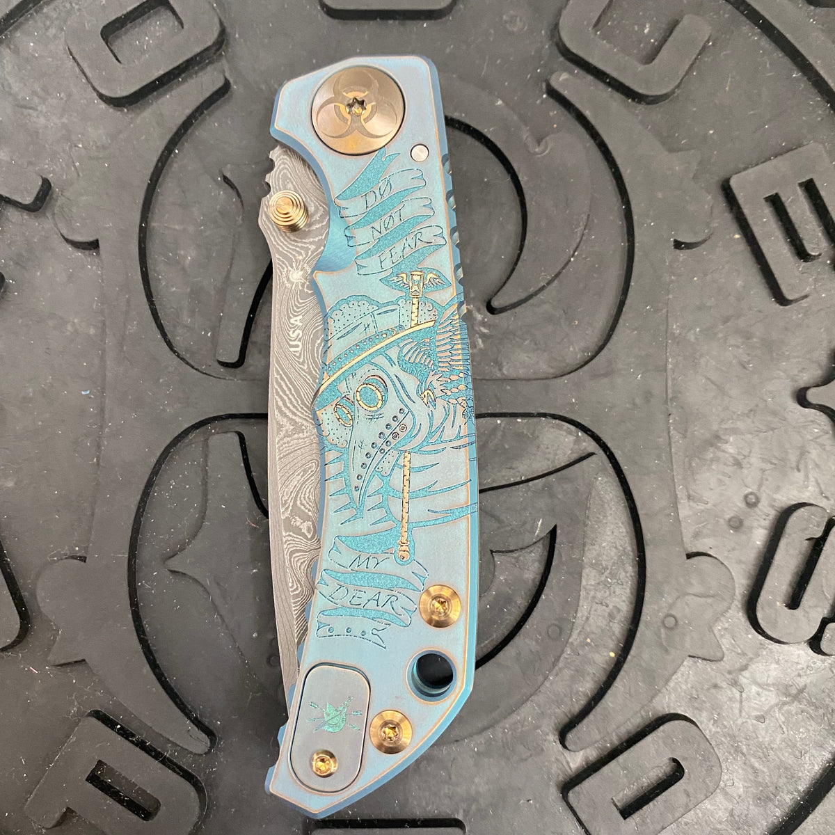 Spartan Blades Harsey Folder - Plague Doctor GREEN Special Edition Chad Nichols Damascus Blade