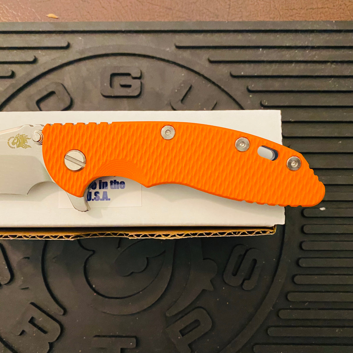 Rick Hinderer XM-18 3.5″ Recurve Tri-Way Stonewash Blue Orange G10 Folding Knife