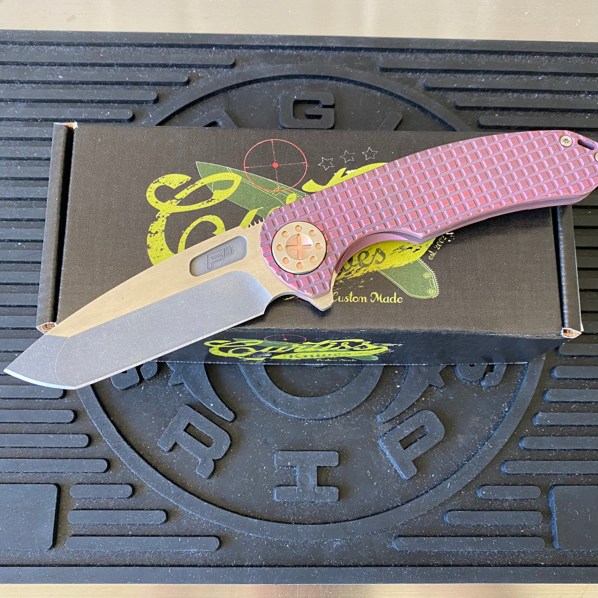 Curtiss Custom F3 Large 3.75" Spanto, Flipper, Titanium Frag Mill Handles, Pink Polished Hardware, Magnacut Knife