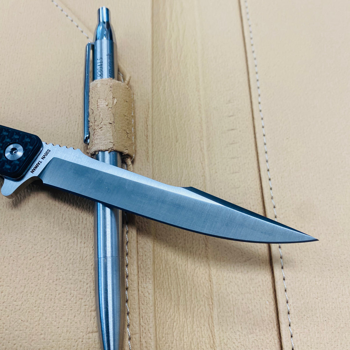 Ocaso 9HFS Solstice HARPOON Titanium, Carbon Fiber, Satin 3.5" CPM-S35VN Flipper Folding Knife