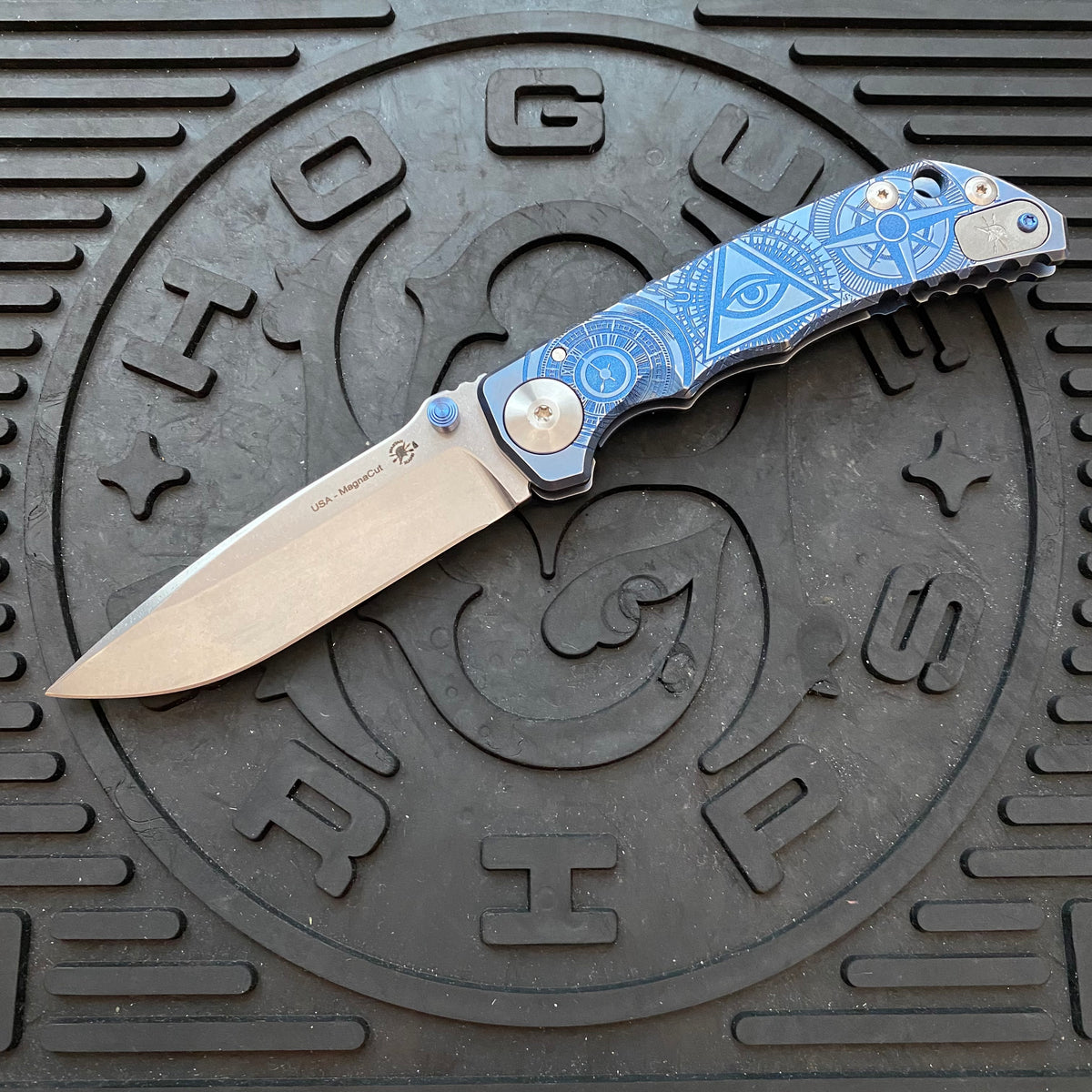 Spartan Blades Harsey Folder - Blue Oculus Theme, Satin Magnacut Blade, Satin Hardware Knife
