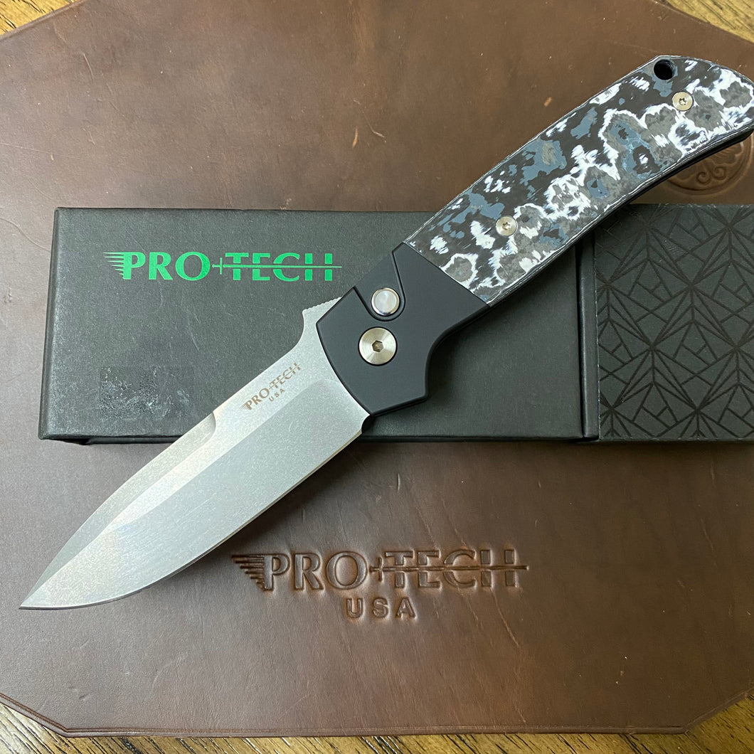 ProTech BT2731-WS Terzuola ATCF Auto Black handle, MOP Button, White Storm Fat Carbon Inlays Knife