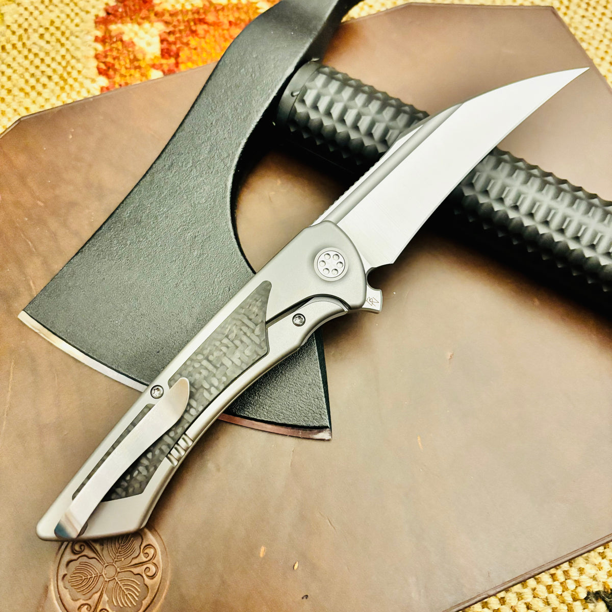 Sharp by Design Derecho 3.38" Satin Hawkbill Satin Blade, Grey Carbon Fiber Inlay Handle Knife