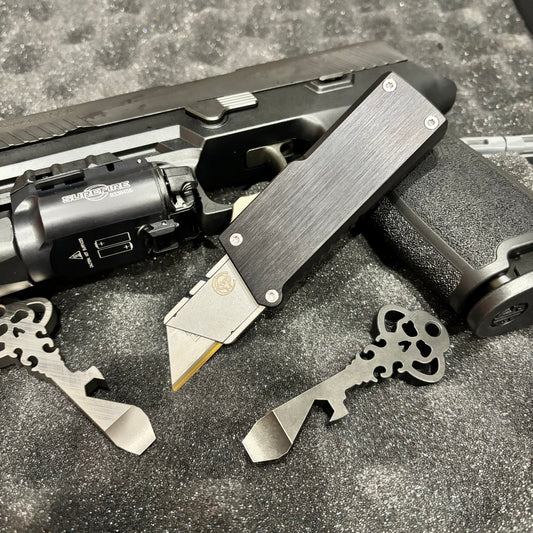 Chaves Handy Utility Blade CHUB OTF Auto 1" Knife Black Aluminum