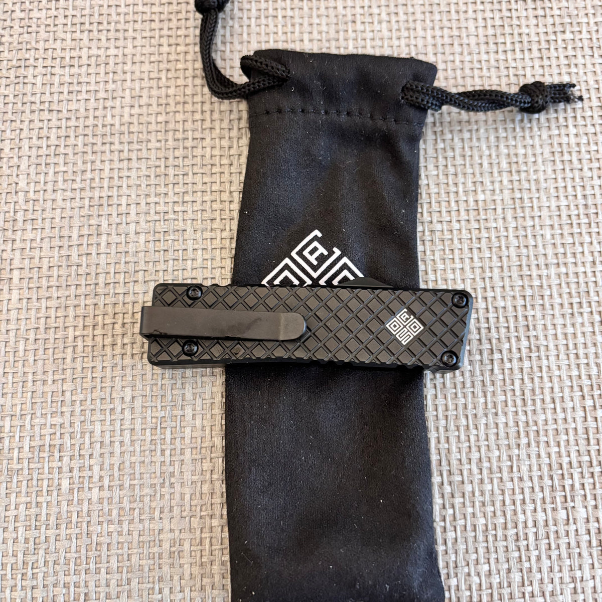 Ocaso 18LMB Lucent Mini Black OTF 1.9" M390 Knife