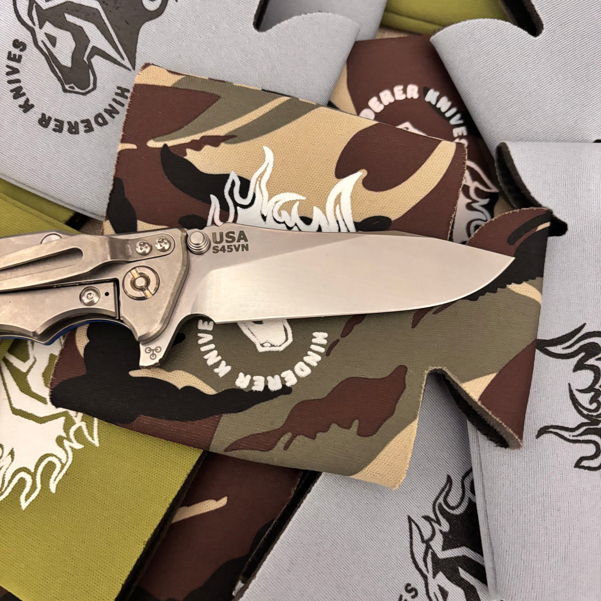 Rick Hinderer Eklipse 3.5" S45VN Slicer Hollow Grind Triway Stonewash, Blue G10 Knife