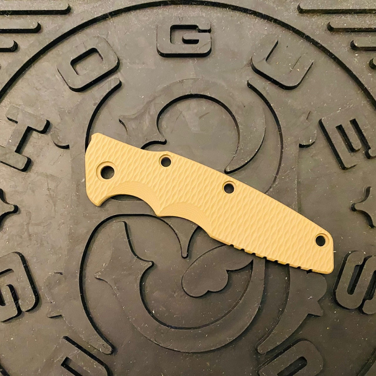 Rick Hinderer Eklipse 3.5" Handle G10 Scale COYOTE