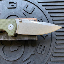 Load image into Gallery viewer, Spartan SFBL8GR Astor Linerlock Folding Knife with Green Handle
