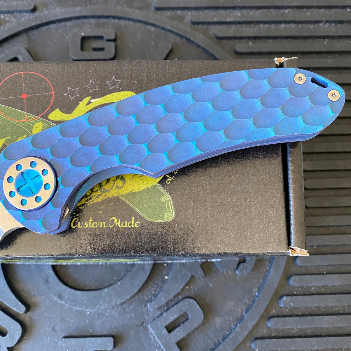 Curtiss Custom F3 Large 3.75" Slicer, Non-Flipper, Titanium Blue PM-Mill Handles, Blue Polished Hardware, Magnacut Knife