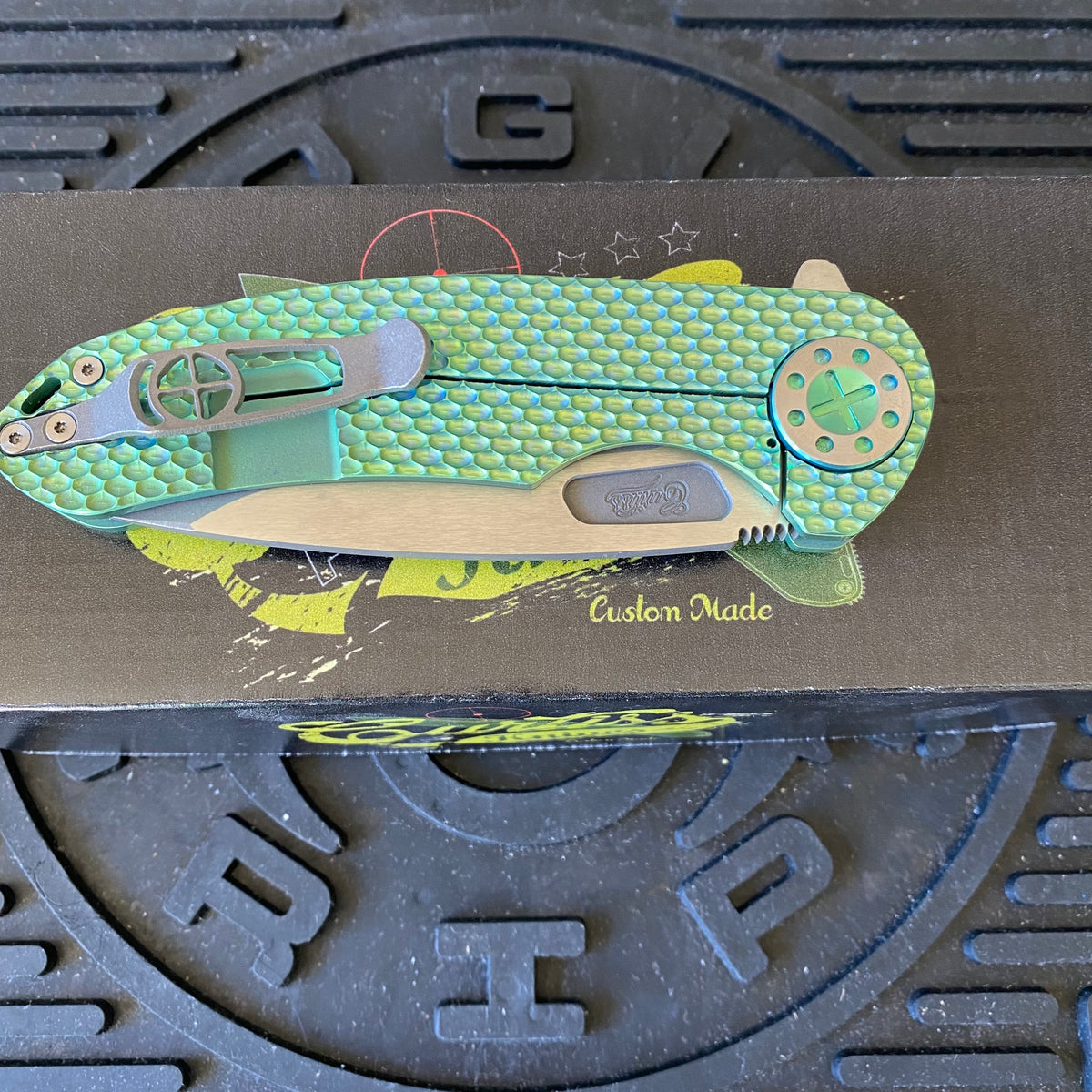 Curtiss Custom F3 Large 3.75" Slicer, Flipper, Titanium Green SPM-Mill Handles, Green Polished Hardware, Magnacut Knife