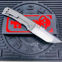Load image into Gallery viewer, Chaves Ultramar 229 Kickstop TANTO Black G10 3.63&quot; Belt Satin Knife
