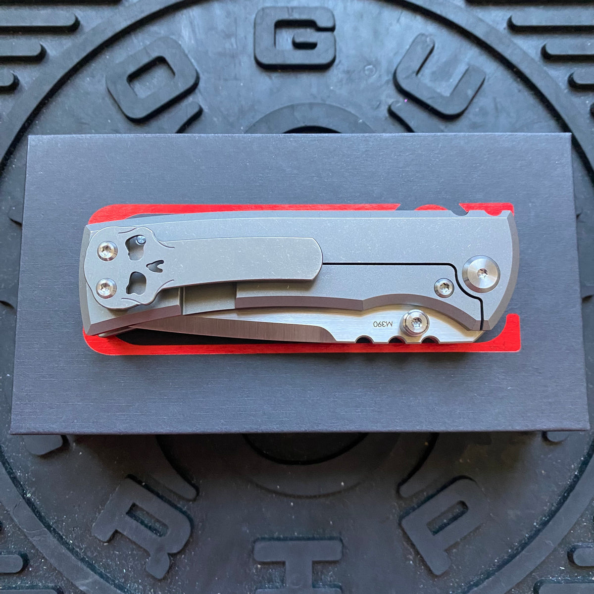 Chaves Ultramar Redencion Street Framelock 3.25" Drop Point M390, Titanium Handles, Folding Knife