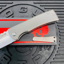 Load image into Gallery viewer, Chaves Ultramar 229 Kickstop TANTO Titanium 3.63&quot; Belt Satin Knife
