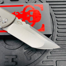 Load image into Gallery viewer, Chaves Ultramar 229 Kickstop TANTO Black G10 3.63&quot; Belt Satin Knife
